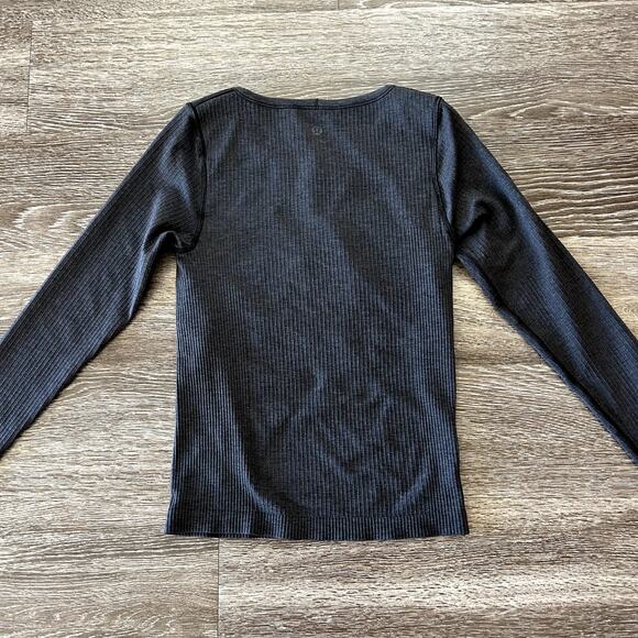 EUC Lululemon Ebb To Street Long Sleeve Ribbed Top with Built-In Bra Sz 6 Black - Picture 6 of 14